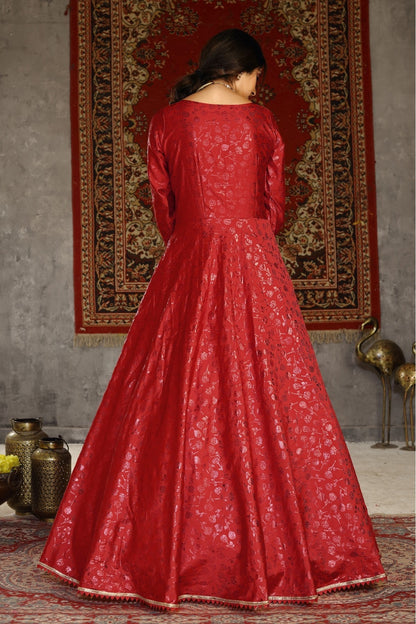 Red Colour Taffeta Foil Print Gown
